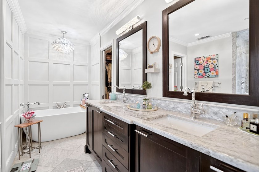 Gracefully blending classic Lakewood charm with refined modern - photo 22
