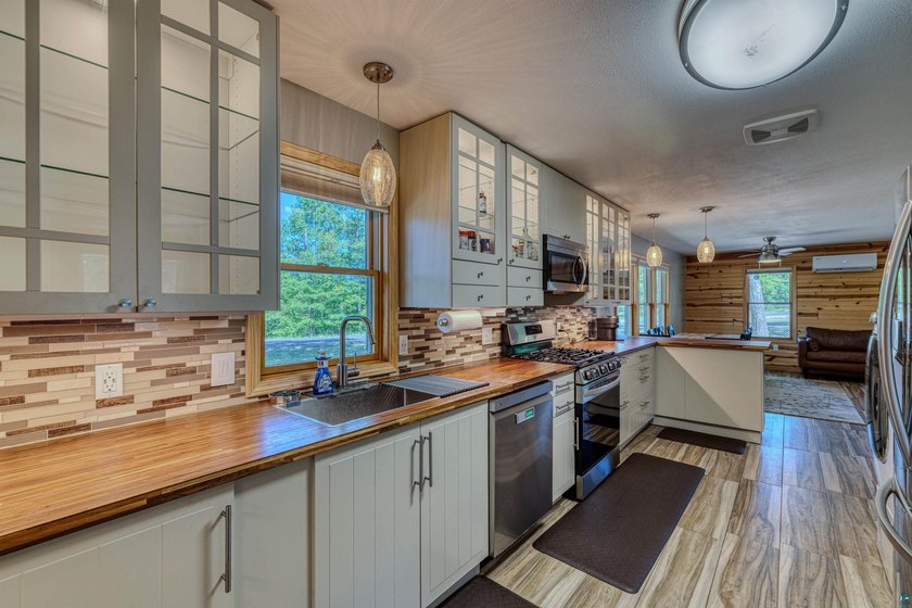 This lake-view property is located in the heart of Bayfield - photo 27