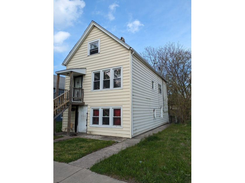 Incredible Cash flow, currently rented at $2,100/mo HCV Just a - photo 3