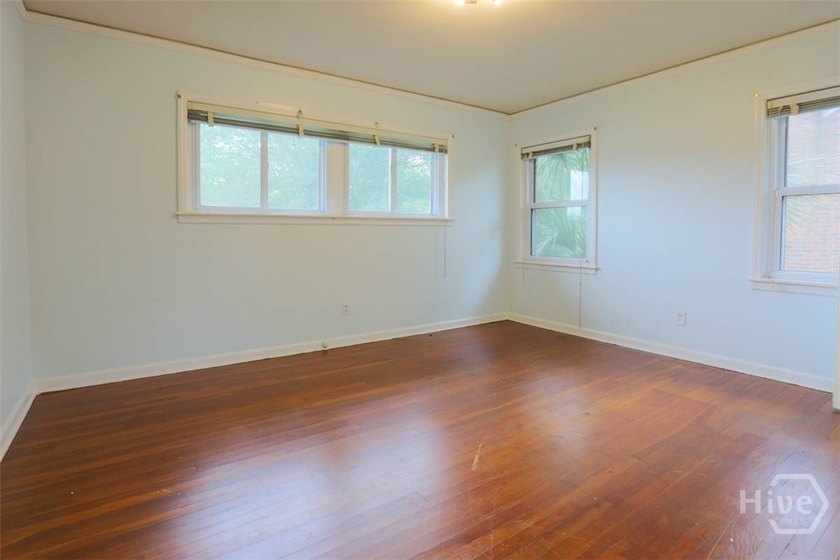 BACK ON THE MARKET, due to no fault of the Seller. Ready to make - photo 22