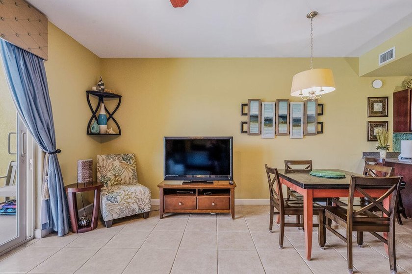 Beautifully furnished and meticulously maintained, this - photo 30