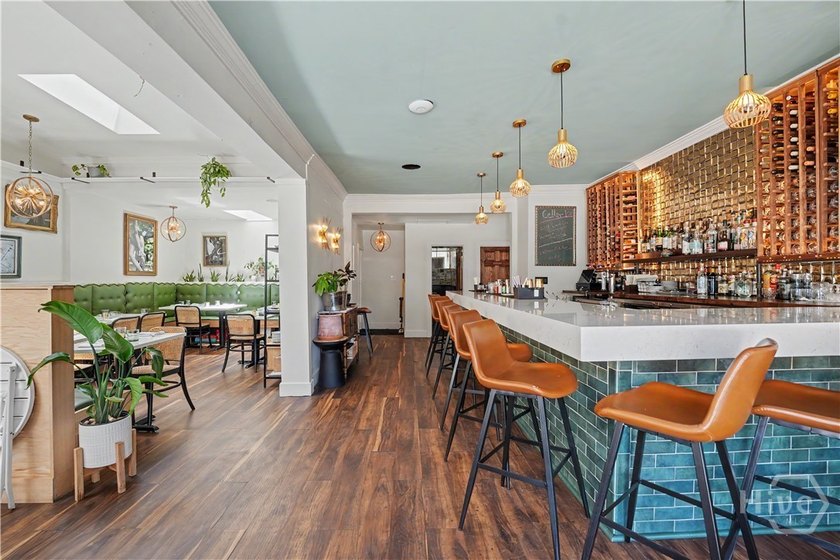 Rare opportunity to own a Mixed- use property in Savannah's - photo 4