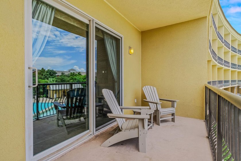 Beautifully furnished and meticulously maintained, this - photo 35