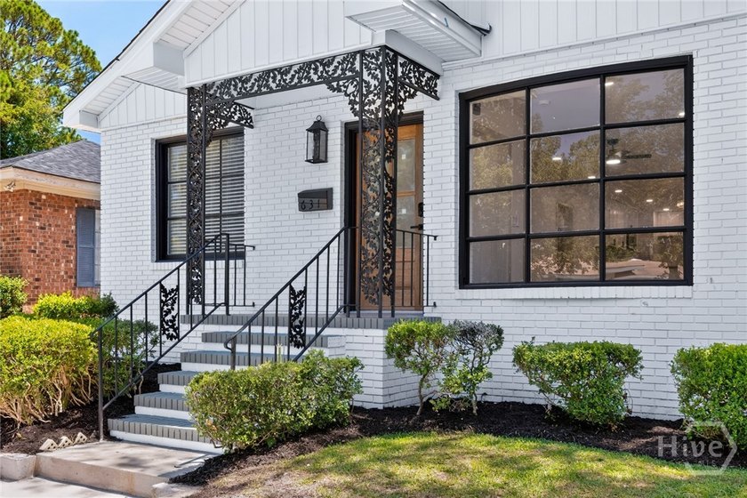 Welcome to this charming 3-bedroom, 2-bath cottage in Savannah - photo 3