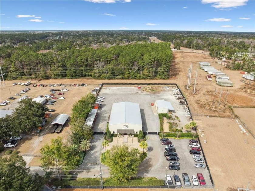 Situated on +/- 2.82 acres, this impressive commercial property - photo 5