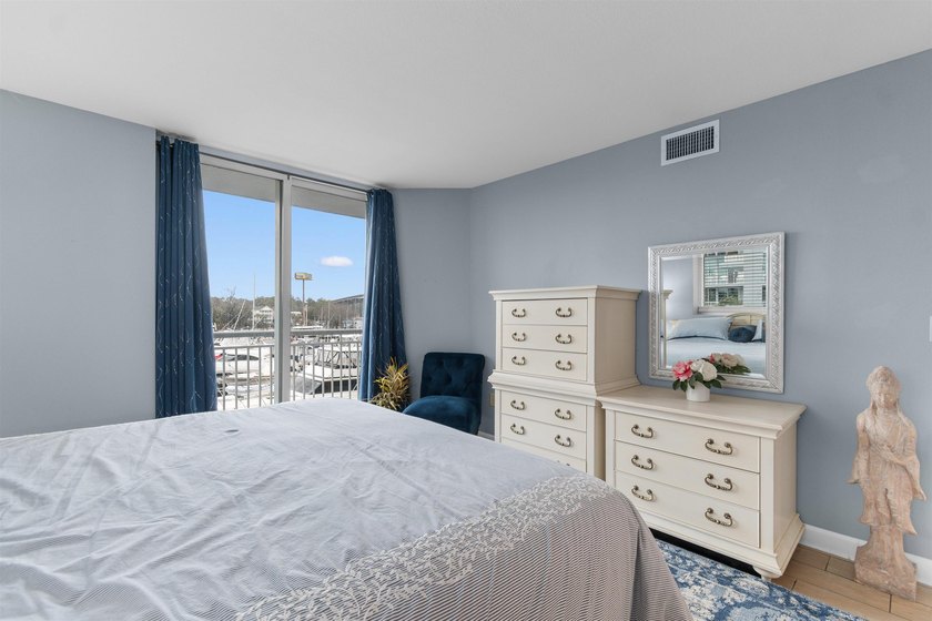 Welcome to waterfront living at its finest in Harbourgate Marina - photo 16