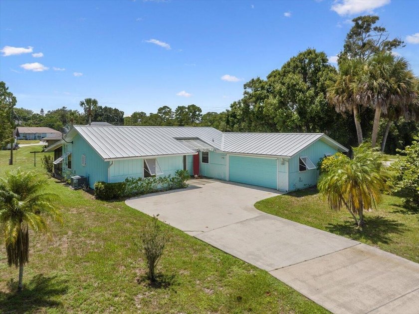 Room for your boat, RV, and more on an oversized corner lot in - photo 26