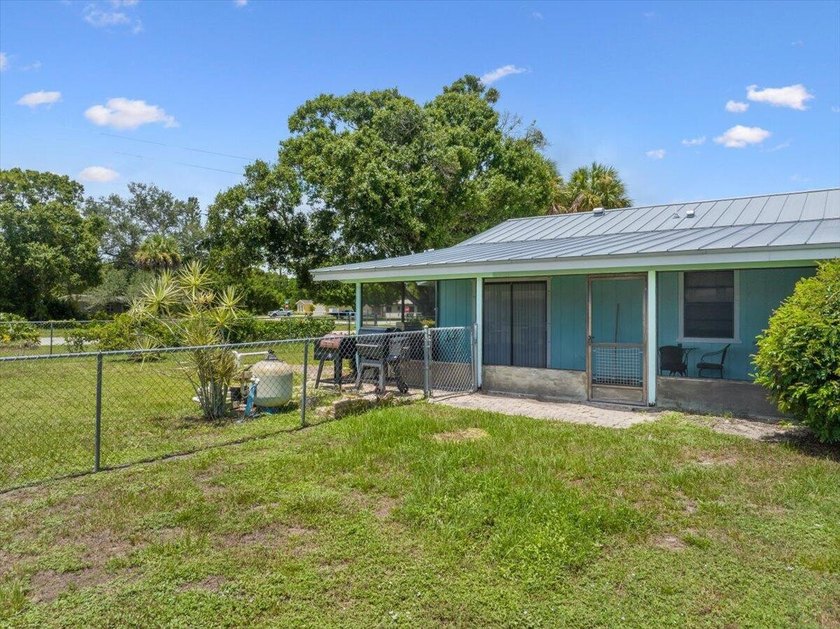 Room for your boat, RV, and more on an oversized corner lot in - photo 29