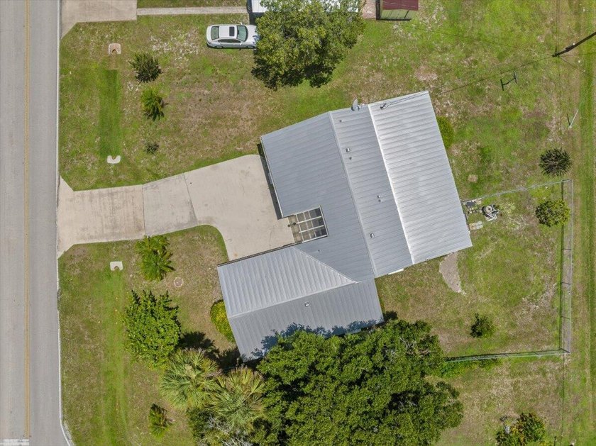 Room for your boat, RV, and more on an oversized corner lot in - photo 30