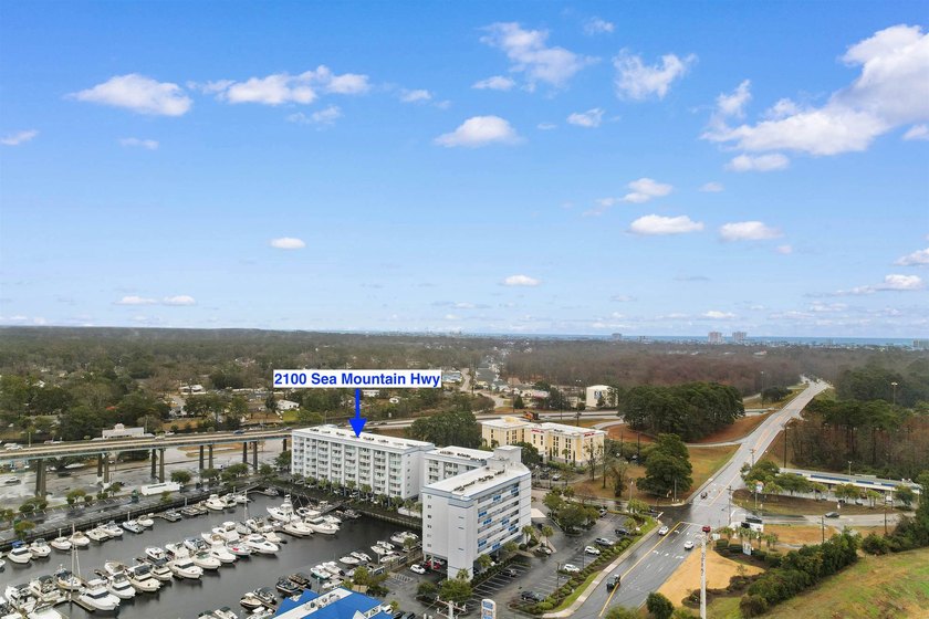 Welcome to waterfront living at its finest in Harbourgate Marina - photo 32