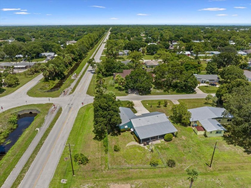 Room for your boat, RV, and more on an oversized corner lot in - photo 33