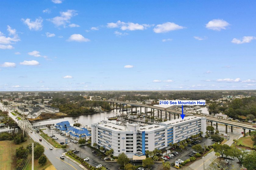 Welcome to waterfront living at its finest in Harbourgate Marina - photo 34