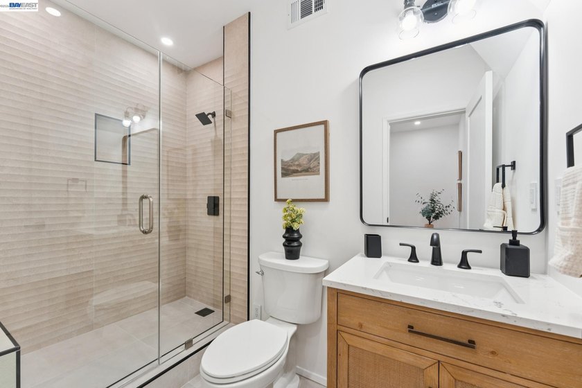 Open house Sunday 1:30pm-4:00pm. Spectacular Craftsman in - photo 11