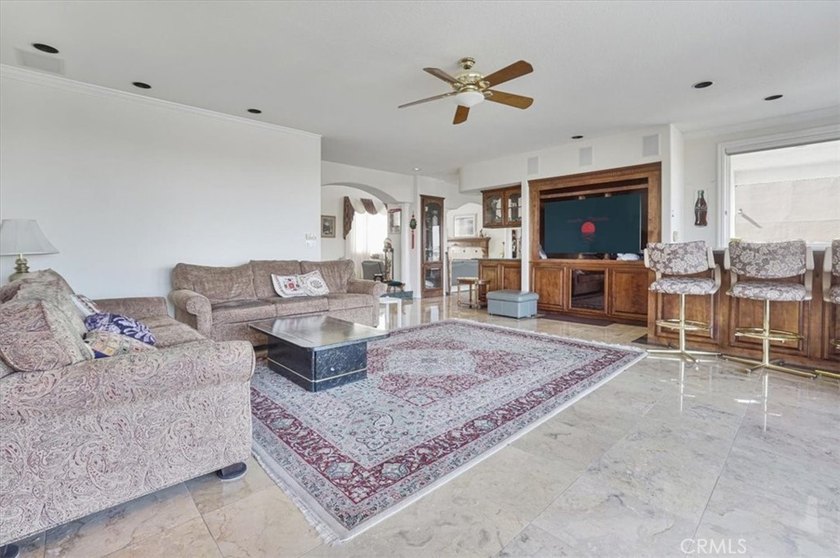 MILLION DOLLAR VIEW!! First time on the market! Stunning Elegant - photo 31