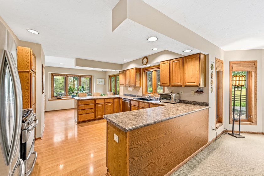 Space, serenity, and sensational design meet at W1818 Lake Rd! - photo 14