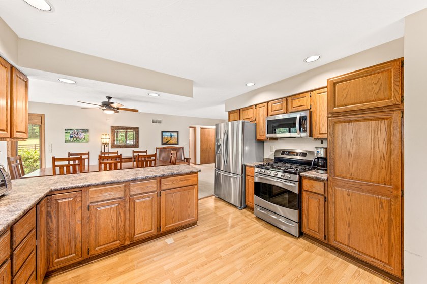 Space, serenity, and sensational design meet at W1818 Lake Rd! - photo 17