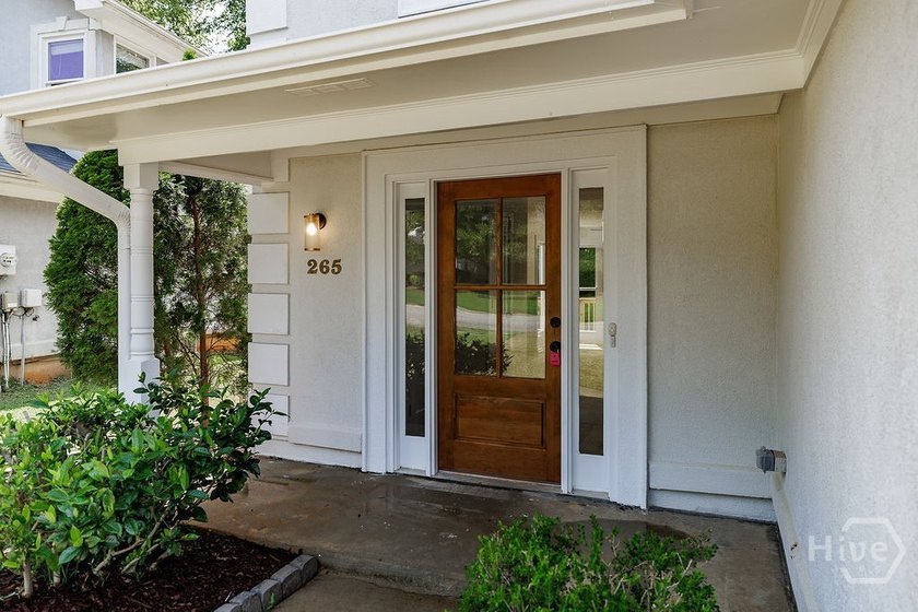 Welcome to **265 Cambridge Drive** in **The Villages at Jennings - photo 3