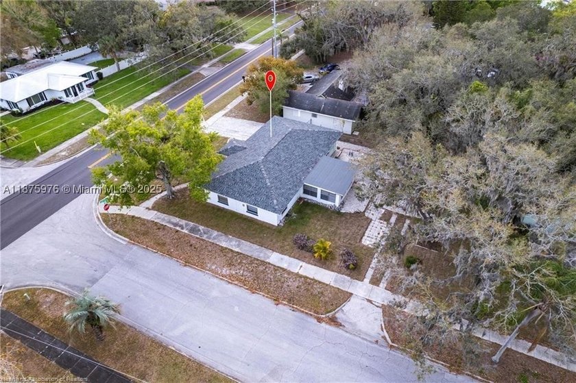 Charming 2-Bedroom Home on a Spacious Corner Lot in Sebring! - photo 33