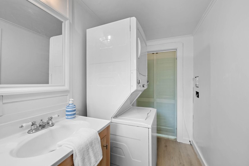 Discover a rare opportunity to own a beautifully landscaped 38 - photo 22
