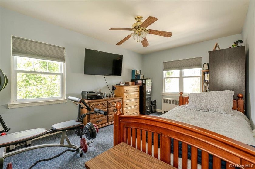 Welcome to 2015 Narragansett Avenue located in the desirable - photo 14