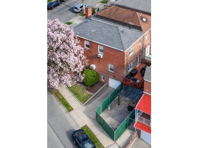 Welcome to 2015 Narragansett Avenue located in the desirable - photo 31