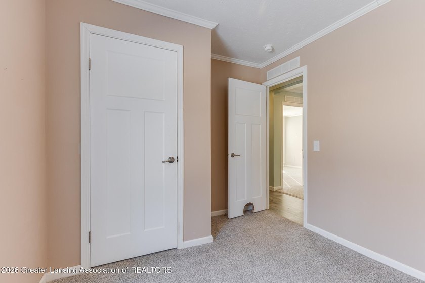 Welcome to 680 N. Gallery Drive in Eaton Rapids, a spacious 1 - photo 22