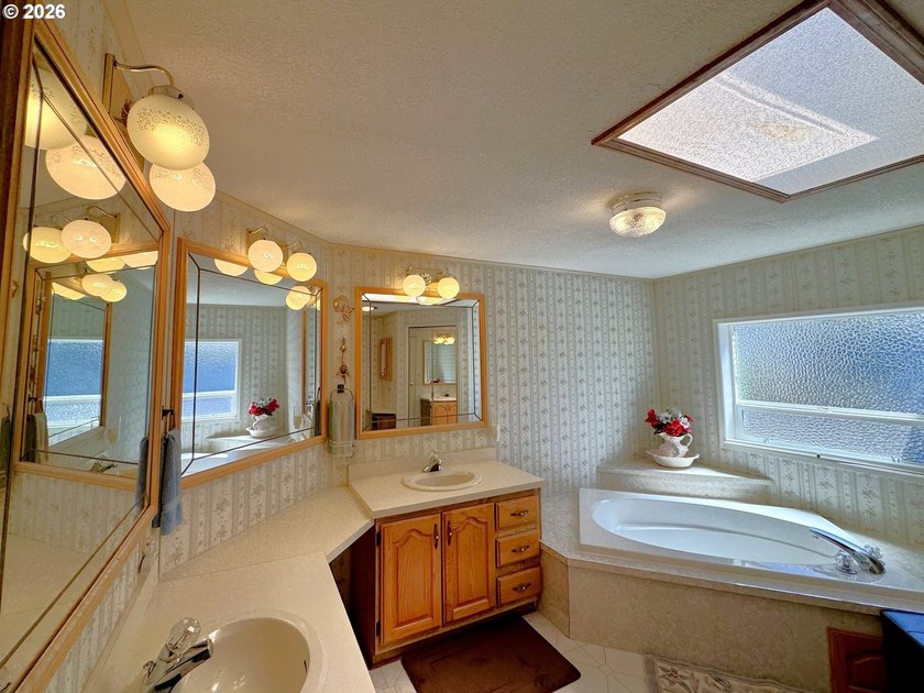 PANORAMIC PACIFIC OCEAN VIEWS! Every day begins with - photo 23