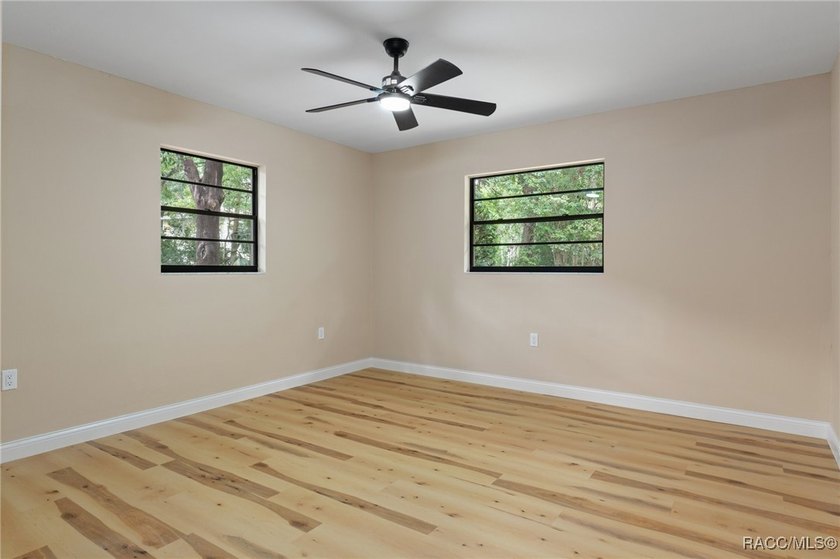 Fabulous Updated 3/2 in Sought-After Riverhaven Village. This - photo 34
