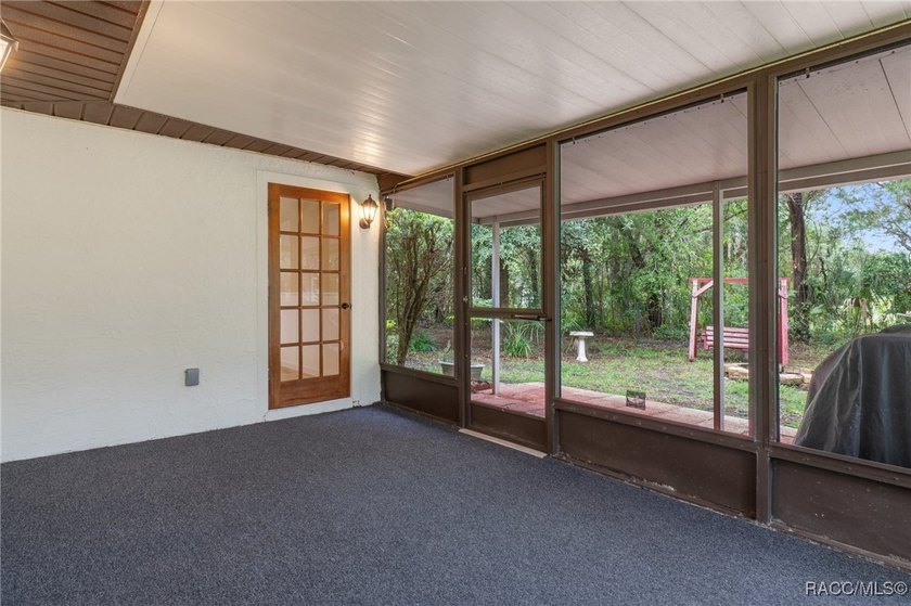 Fabulous Updated 3/2 in Sought-After Riverhaven Village. This - photo 39