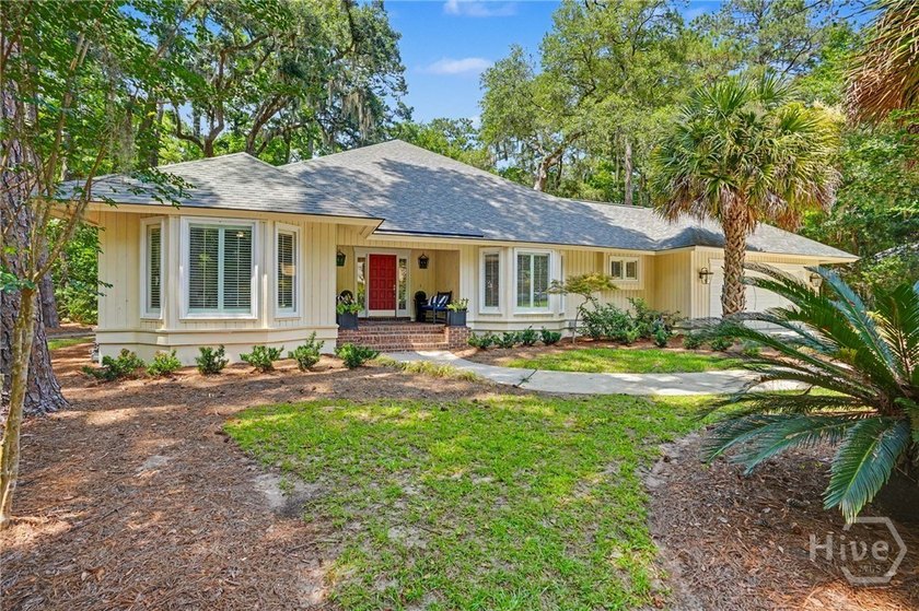 Tucked away mid-island in the Palmetto section of The Landings - photo 2