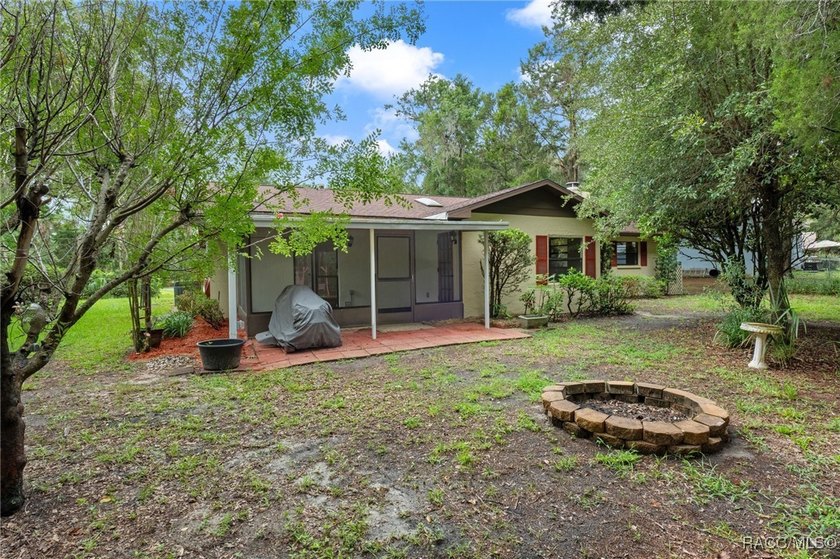 Fabulous Updated 3/2 in Sought-After Riverhaven Village. This - photo 43