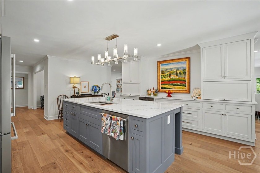 Tucked away mid-island in the Palmetto section of The Landings - photo 9