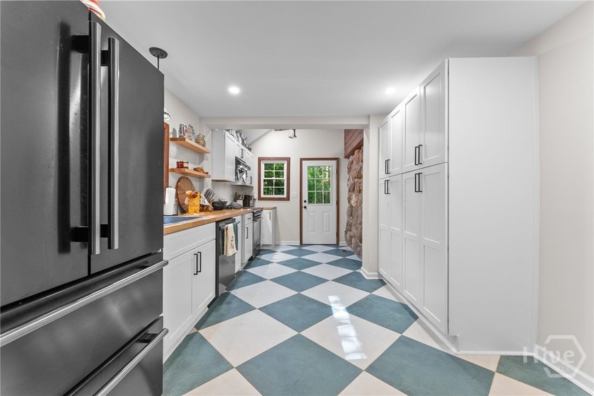 If you've been looking for a quiet cottage on a large piece of - photo 5