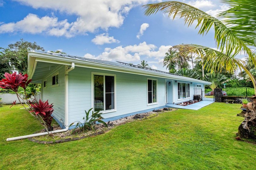 This flexible single-level home offers 3 bedrooms and 2 - photo 27