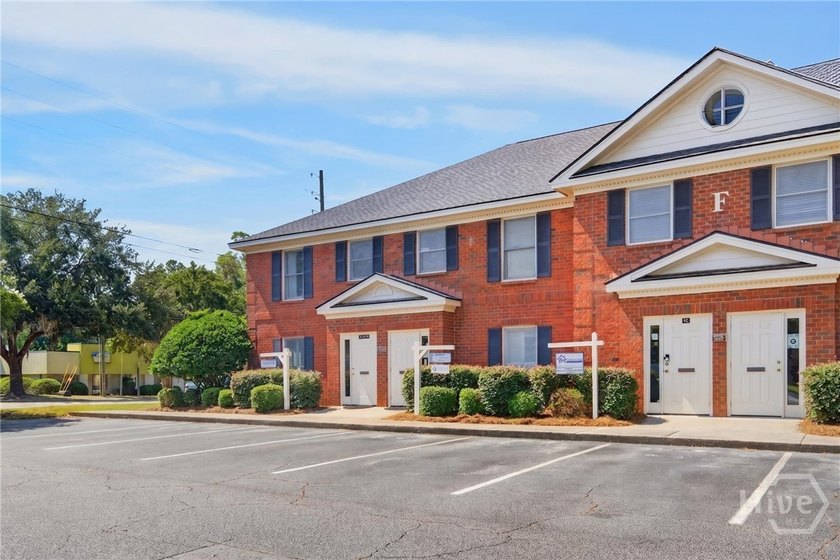 Position your business in this desirable office condominium - photo 5