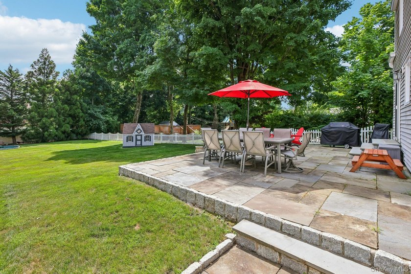 Welcome to this beautifully updated and impeccably maintained - photo 36