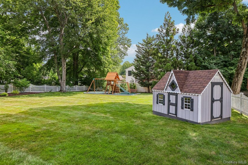 Welcome to this beautifully updated and impeccably maintained - photo 39