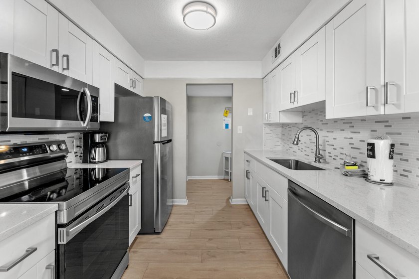 Welcome to 488 N Driftwood Bay 97F, a beautifully updated and - photo 12