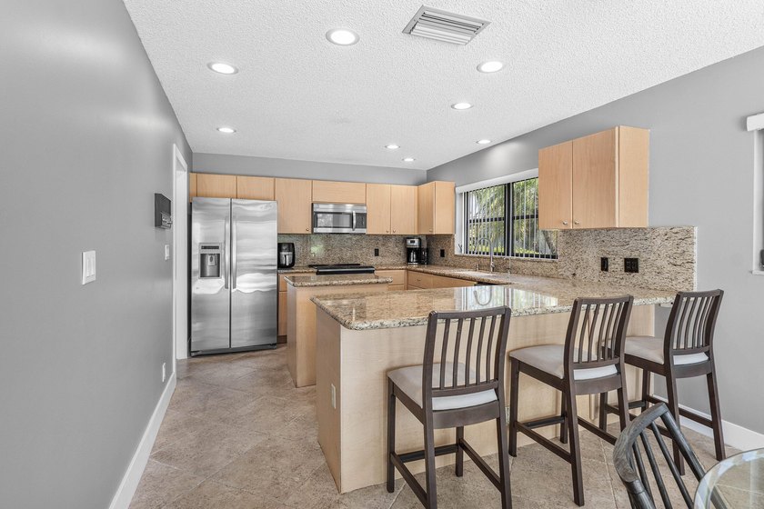Perfectly positioned in the heart of Boca Woods Country Club - photo 12
