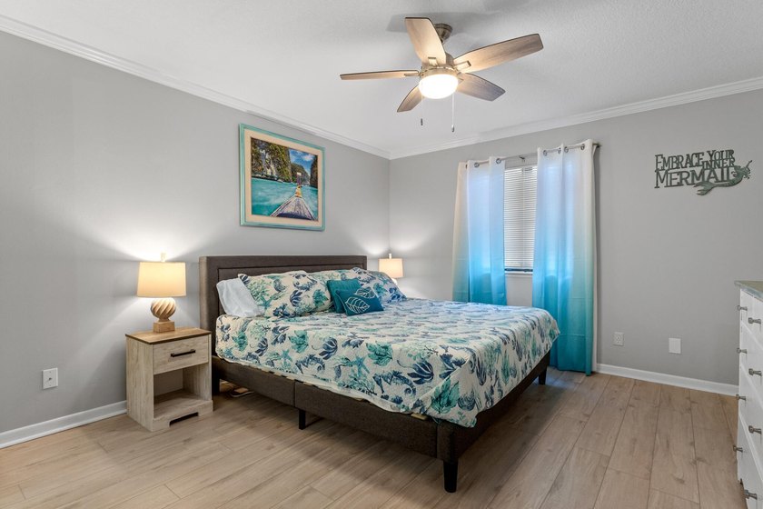 Welcome to 488 N Driftwood Bay 97F, a beautifully updated and - photo 14