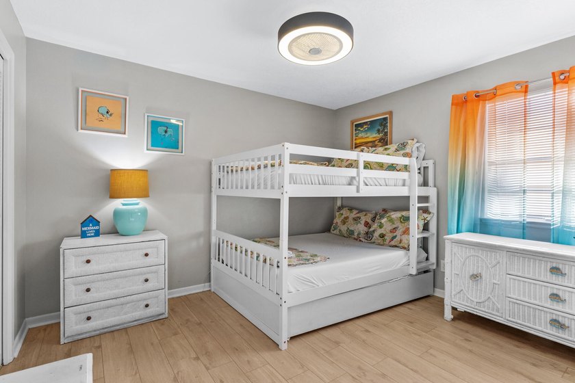 Welcome to 488 N Driftwood Bay 97F, a beautifully updated and - photo 19