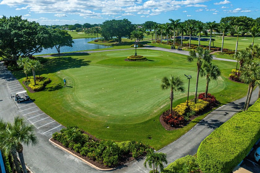 Perfectly positioned in the heart of Boca Woods Country Club - photo 35