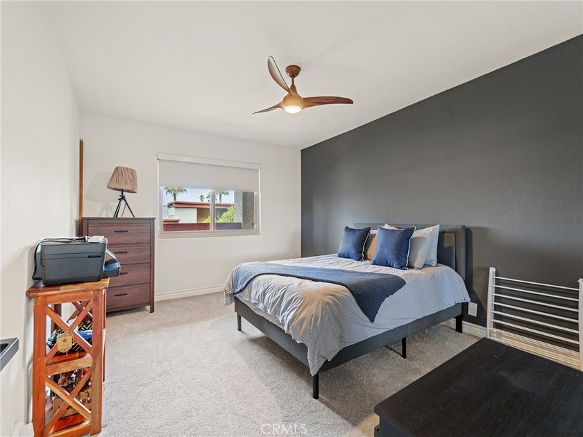 Welcome home to this spacious top-floor 2-bedroom, 2-bath - photo 13