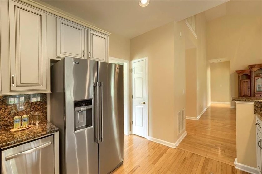 Welcome Home to this Executive home beautifully situated on the - photo 15