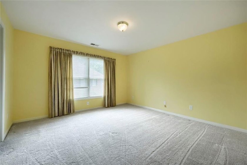 Welcome Home to this Executive home beautifully situated on the - photo 23