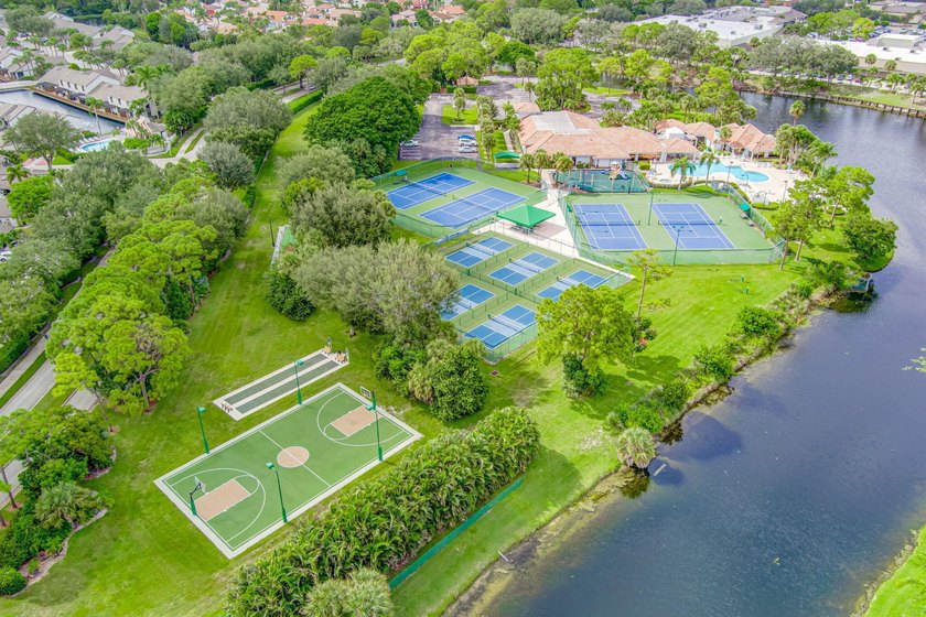 Welcome to Your Dream Home in the highly Sought-After Gated - photo 36