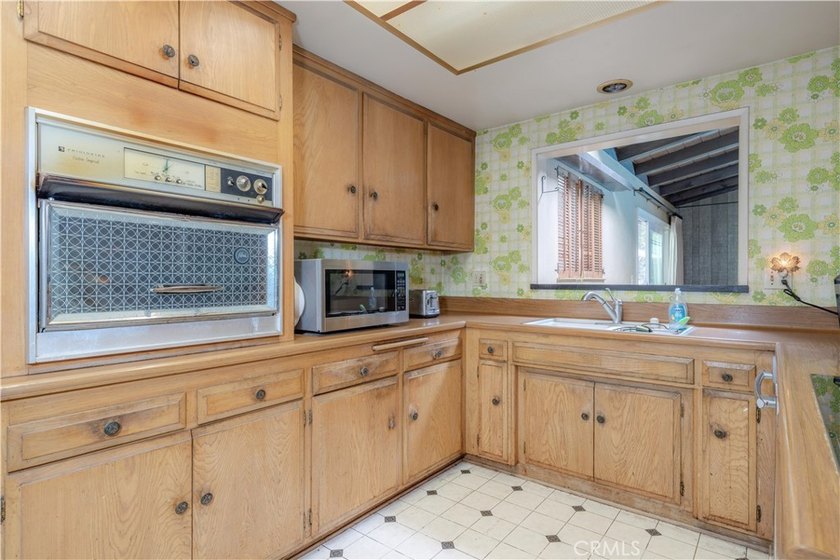 Welcome to Garden Grove, a rare opportunity to own a maintained - photo 7