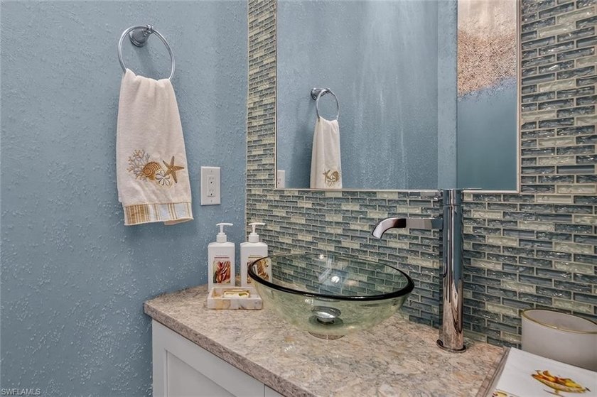 Rarely does a home offer the perfect balance of complete privacy - photo 21