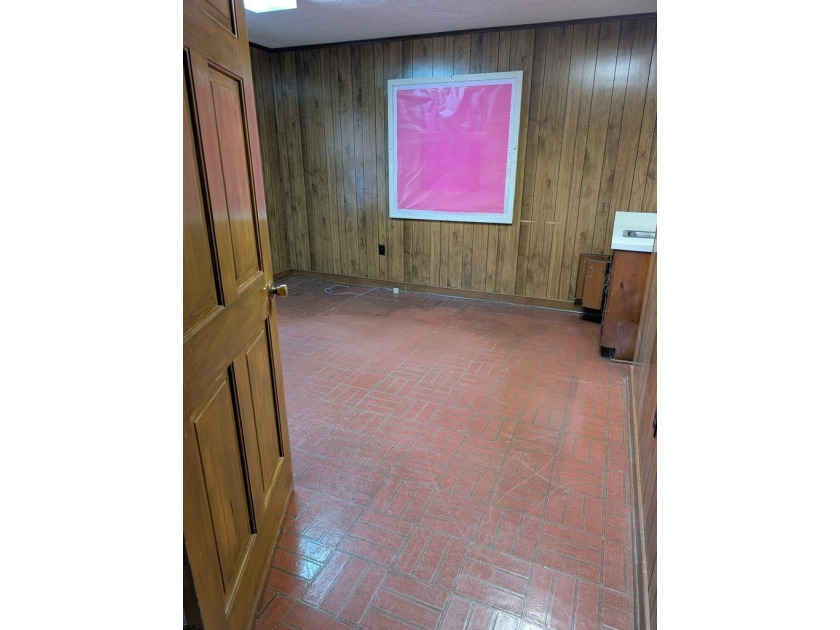 Commercial Property located behind Cumberland Courthouse on - photo 4