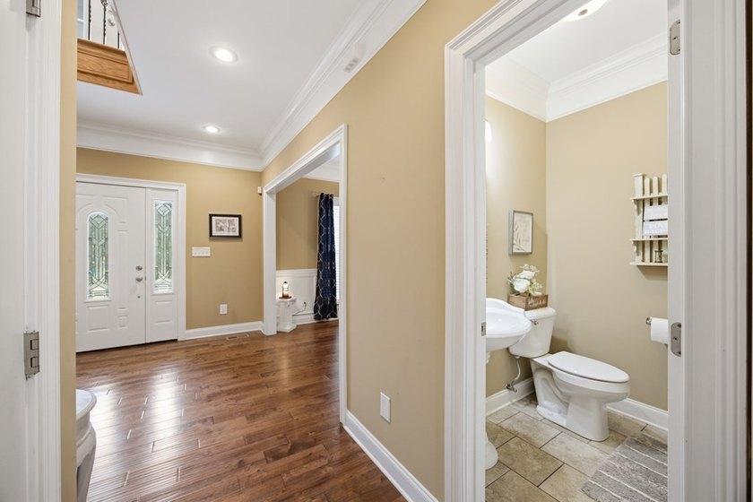 4BD/2.5BA home on 8.21 Acres zoned for Heritage Schools! - photo 17
